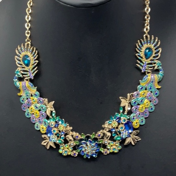 NWT fabulous Natasha Peacock Necklace - Picture 2 of 8